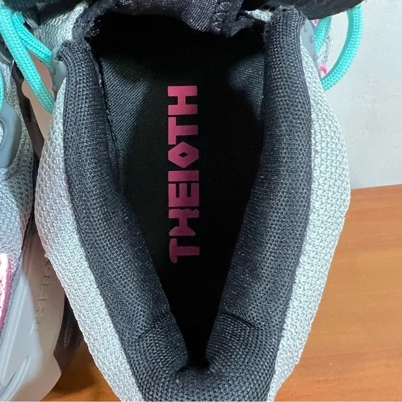 NIKE Men's Zoom Moc South Beach Shoe Size 10.5 #492
